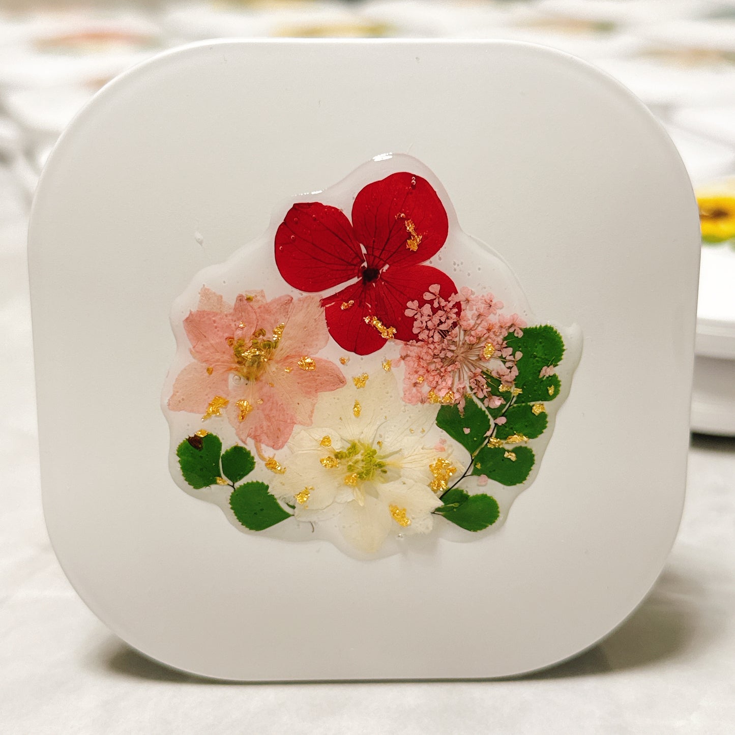 押花發光鏡盒 Pressed flower pocket mirror with light